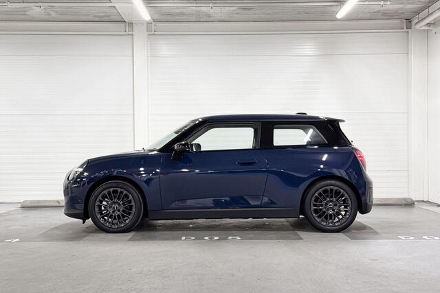 Mini Electric 3-Deurs Cooper SE | Essential Trim | Achteruitrijcamera | Apple Carplay