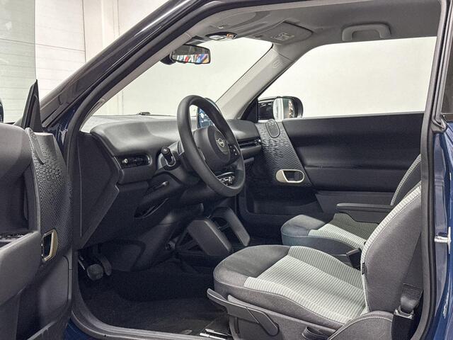 Mini Electric 3-Deurs Cooper SE | Essential Trim | Achteruitrijcamera | Apple Carplay