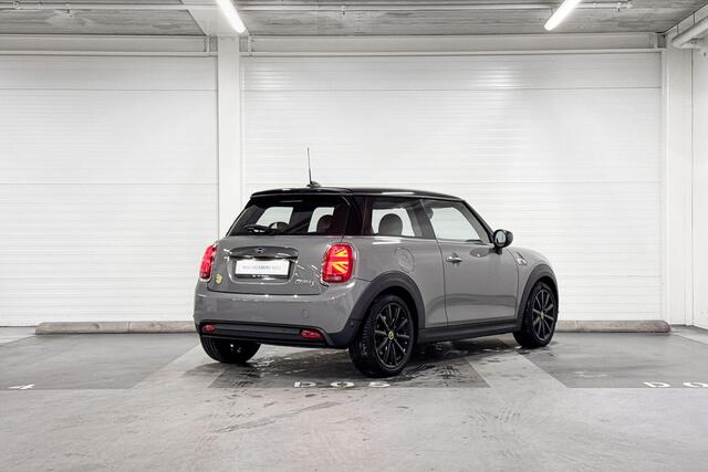 Mini Electric 3-deurs | Achteruitrijcamera | Stoelverwarming | Harman Kardon