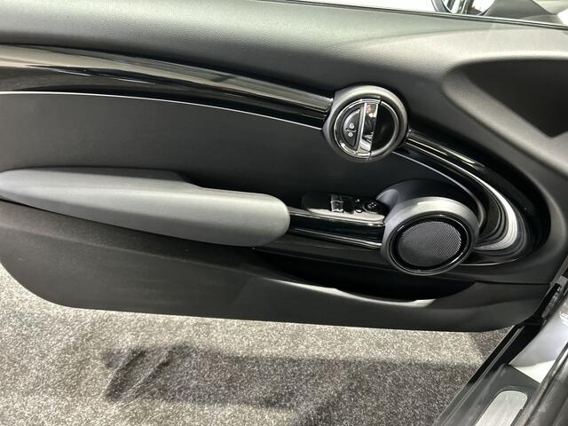 Mini Electric Mini Essential 33 kWh Navigatie | Nette Auto!