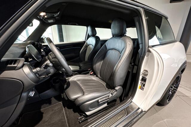 Mini Electric Essential 33Kwh | Resolute Edition | Stoelverwarming | Driving Assistant |