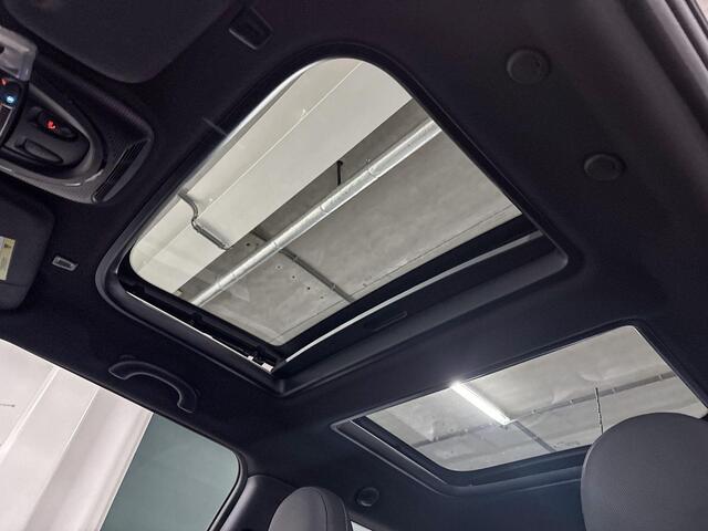 Mini Electric 3-deurs Camden Plus Edition | Glazen panoramadak | Comfort Acces | Essence Pack