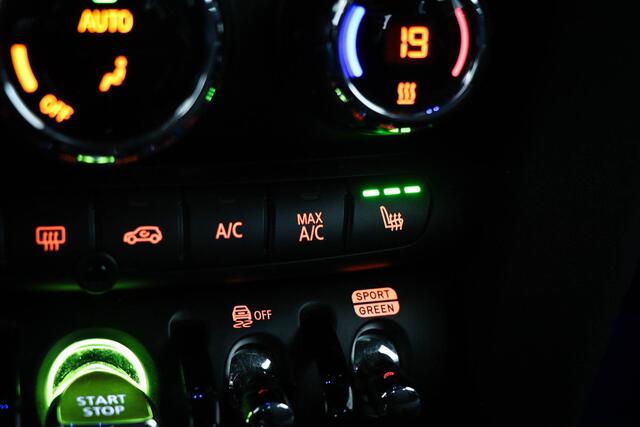 Mini Electric Mini Yours 33 kWh SOH 96% | HALF LEDER | STOELVERWARMING | NAVIGATIE | CAMERA