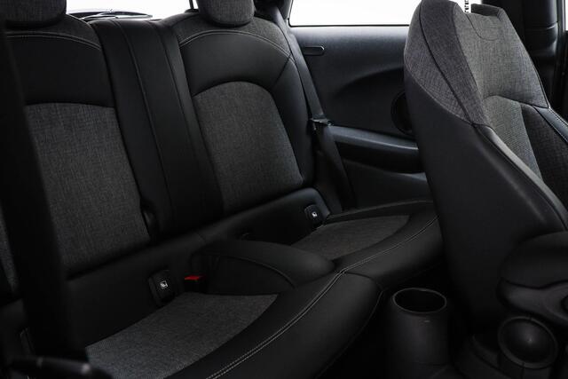 Mini Electric Mini Yours 33 kWh SOH 96% | HALF LEDER | STOELVERWARMING | NAVIGATIE | CAMERA