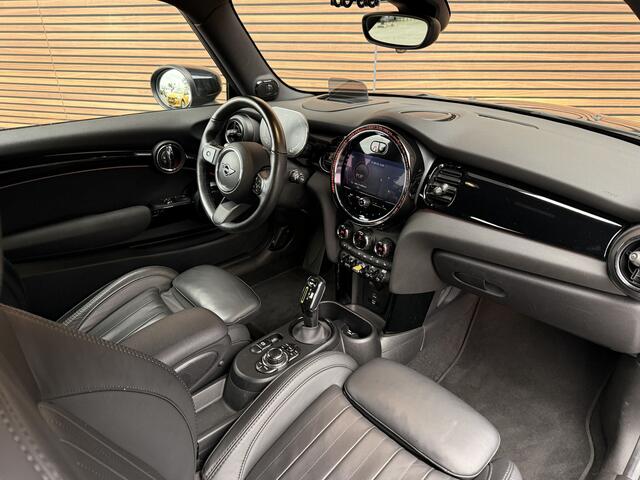 Mini Electric Mini Business Edition 33 kWh Stoel en Stuur verwarming / Head-Up / Harmen/Kardon / Camera / Navi