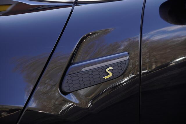 Mini Electric Mini Business Edition 33 kWh / Kanteldak / Stoelverwarming / Adaptief Cruisecontrol.