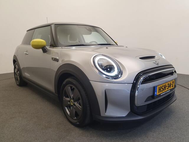 Mini Electric Mini Essential 33 kWh 184PK Camera, Stoelverwarming, Navigatie