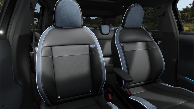 Mini Electric Mini Aceman SE Classic M 54.2 kWh SEAF Panoramadak | Getint glas | Comfort Access |