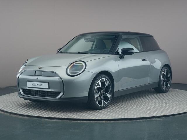 Mini Electric Cooper E Classic L 40.7 kWh SEAF Panoramadak | Getint glas | Harmen Kardon | Comfort Access |