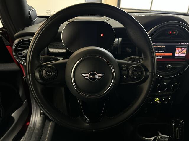 Mini Electric Mini Charged 33 kWh | achteruit rij camera | verwarmde voorstoelen | Soh (batterijcheck) Waarde 93,2 %