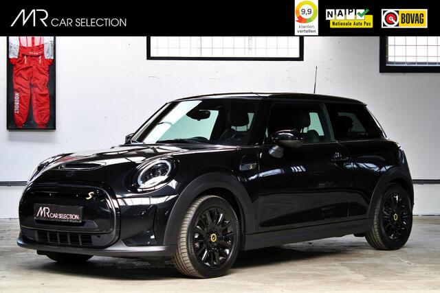 Mini Electric Mini Classic 33 kWh | Apple Carplay | Camera | Keyless | Stuurwielverwarming | NL auto | 1e eigenaar | BTW | SOH 97% |
