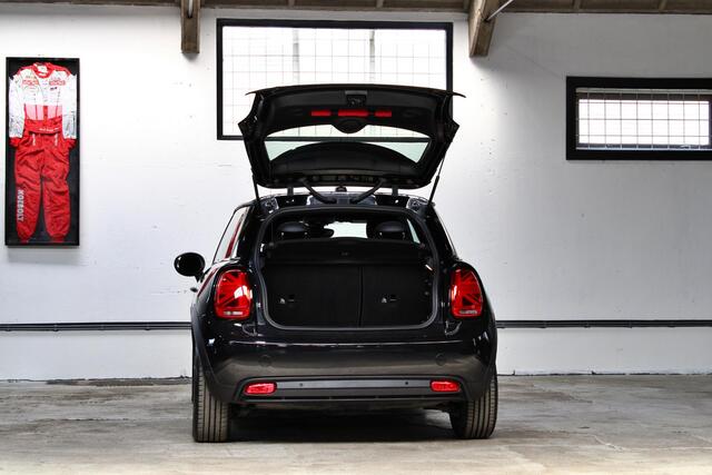 Mini Electric Mini Classic 33 kWh | Apple Carplay | Camera | Keyless | Stuurwielverwarming | NL auto | 1e eigenaar | BTW | SOH 97% |