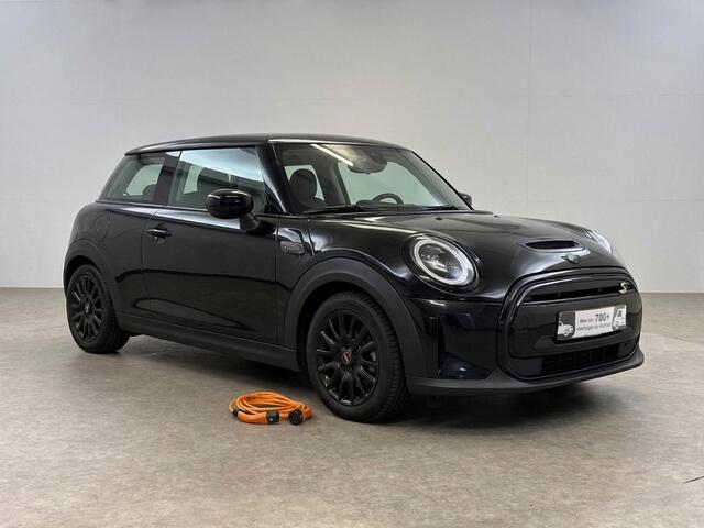 Mini Electric Mini Camden Plus Edition 33 kWh | VERWACHT!! | Pano | H/K | Sfeer | LED | Navi | Clima | NAP