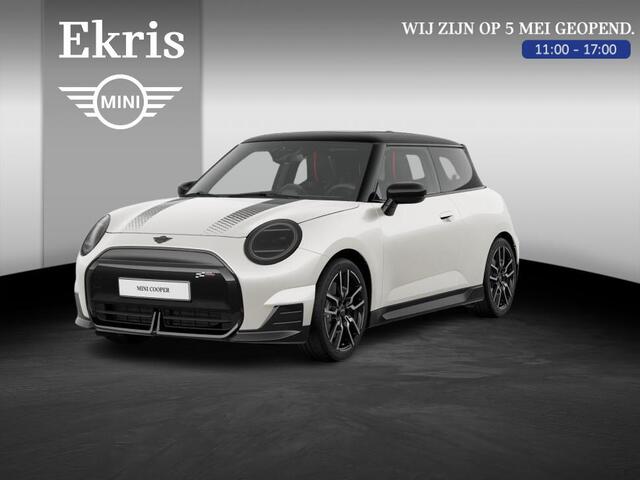 Mini Electric Mini Cooper SE John Cooper Works M 54.2 kWh | Panorama Dak | Keyless Entry | Kunstleder Bekleding | Premium Sportstoelen | Sportstuur