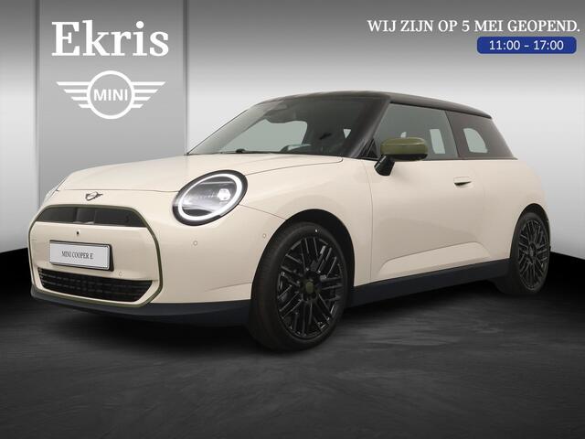 Mini Electric Mini Cooper SE Paul Smith Ed. XL 54.2 kWh | Panorama Dak | Elektrisch Verstelbare Stoelen Met Geheugen | Premium Sportstoelen | Sportstuur
