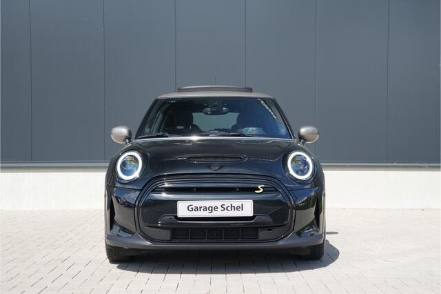 Mini Electric Mini MINI Yours 33 kWh - Pano - Stoelverwarming - Camera - Keyless - LED - H&K - Rijklaar