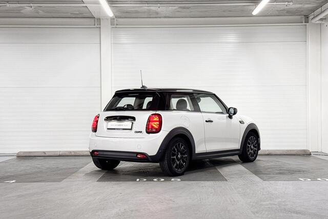 Mini Electric 3-Deurs Classic | Stuurwielverwarming | Driving Assistant | Stoelverwarming |