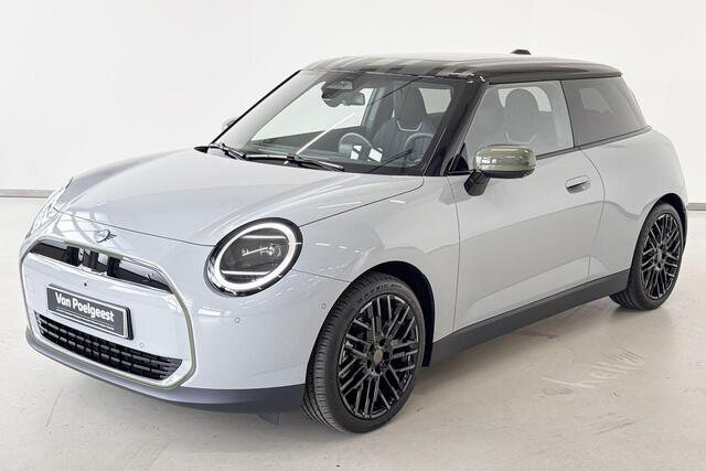 Mini Electric Cooper SE Paul Smith Ed. XL 54.2 kWh | 18 Inch Night Flash Spoke black