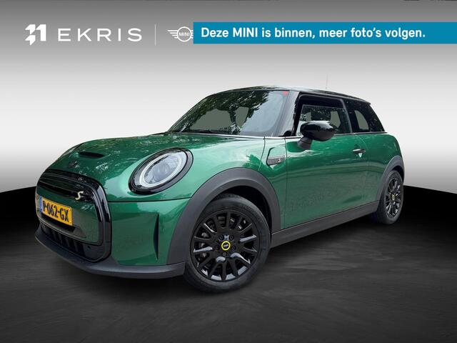 Mini Electric SE | Classic Uitvoering | Comfort Plus Pakket | Piano Black Exterior pack | Glazen panoramadak | Extra getint glas | 16" LM Victory Spoke zwart