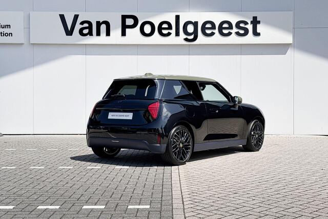 Mini Electric 3-deurs Cooper SE Paul Smith Ed. M 54.2 kWh | 18 Inch Night Flash Spoke (Black)