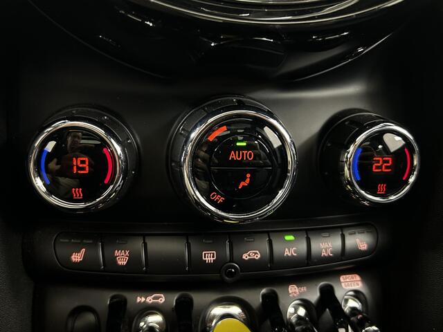 Mini Electric Classic 33 kWh NAVIGATIE | ELEKTRISCH PANORAMADAK | ACHTERUITRIJCAMERA