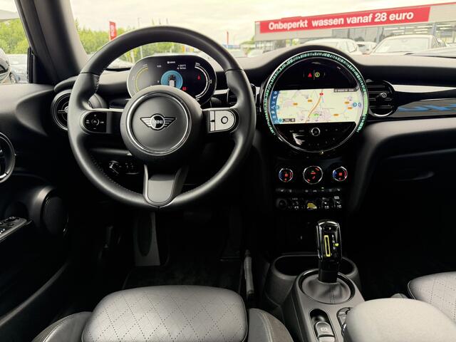 Mini Electric MINI Electric 33 kWh Climate Control Carplay PDC LMV Stoelverwarming Cruise Control Keyless Entry
