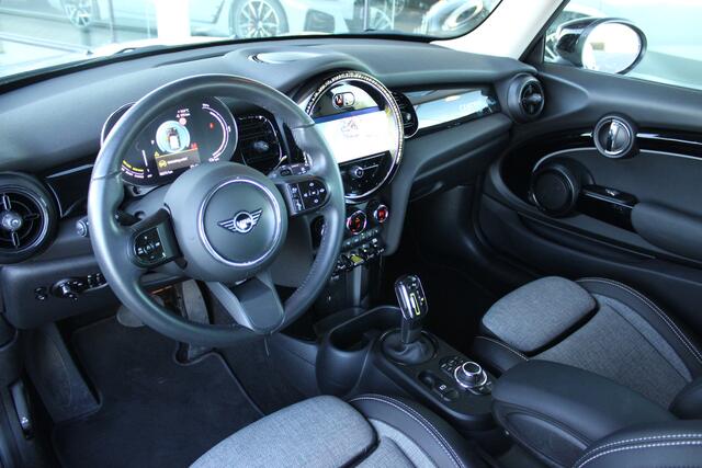 Mini Electric Classic / Sportstoelen / LED / Stoelverwarming / Cruise Control / Navigatie