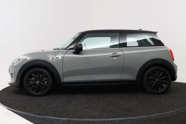 Mini Electric Essential 33 kWh