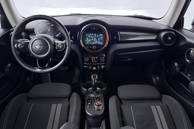 Mini Electric Essential 33 kWh