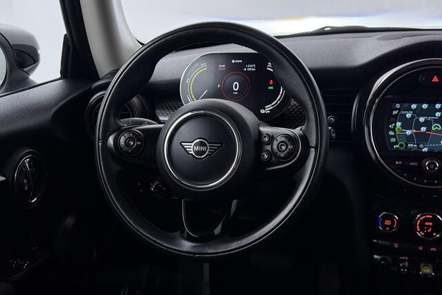 Mini Electric Essential 33 kWh
