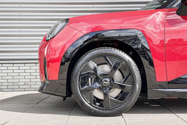 Mini Electric Aceman SE John Cooper Works M 54.2 kWh | 18 Inch John Cooper Works Slide Spoke black
