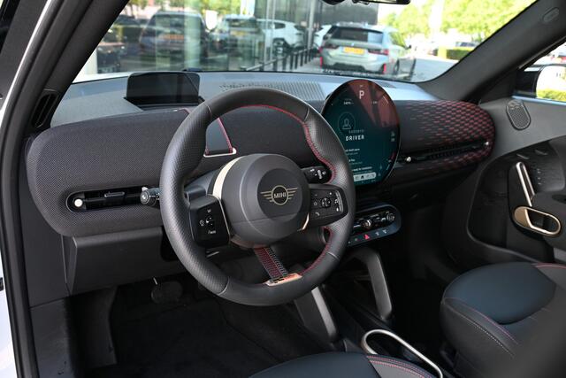 Mini Electric Aceman SE / John Cooper Works / Pakket M / 18" JCW Slide Spoke black