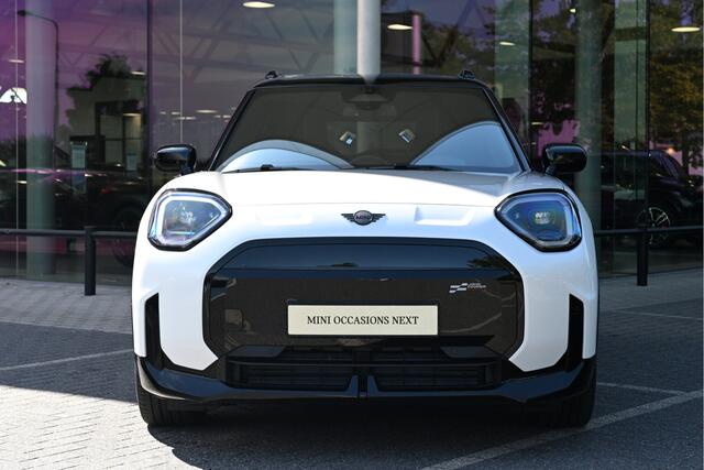 Mini Electric Aceman SE / John Cooper Works / Pakket M / 18" JCW Slide Spoke black