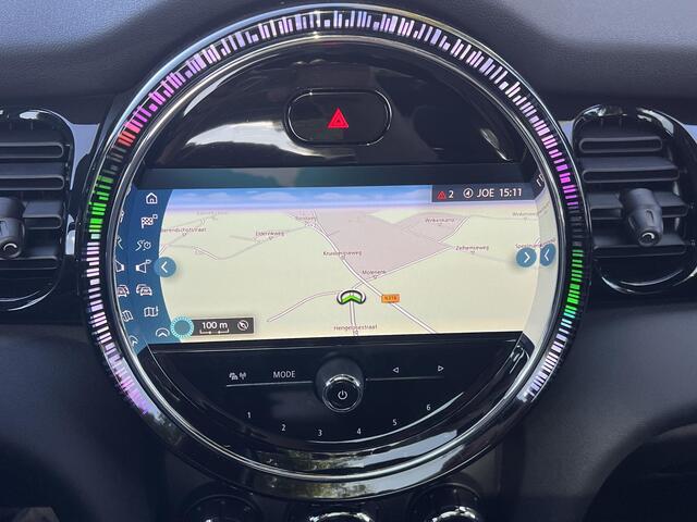 Mini Electric Resolute Edition 33 kWh / Dealer onderhouden / Accu SoH 94 % / Panorama schuifdak / Navigatie / CCS snel laden / Camera / Apple Carplay Android / Stoelverwarming / Climate Control /