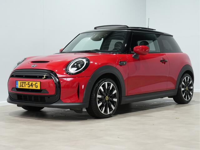 Mini Electric Classic 33 kWh Navigatie | Cruise | Airco | PDC 58