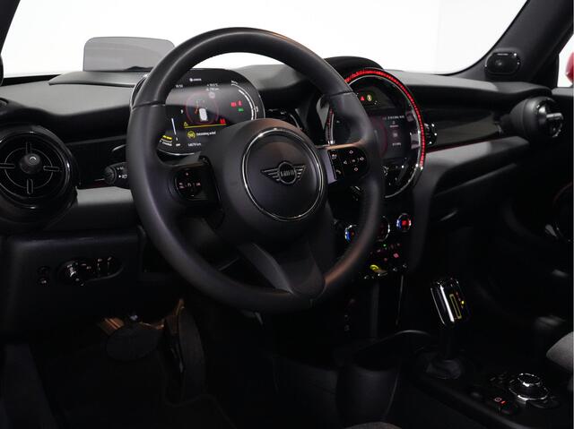 Mini Electric Classic 33 kWh Navigatie | Cruise | Airco | PDC 58