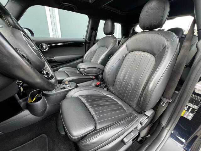Mini Electric Mini Cooper SE Yours | H&K | Pano | Leer | Camera | Trekhaak | Navi | LED