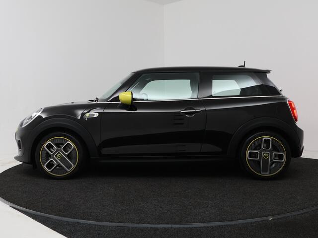 Mini Electric Essential 33 kWh