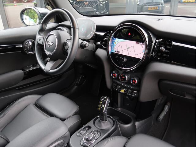Mini Electric Business Edition 33 kWh | Parkeersensoren | 17inch | Leder