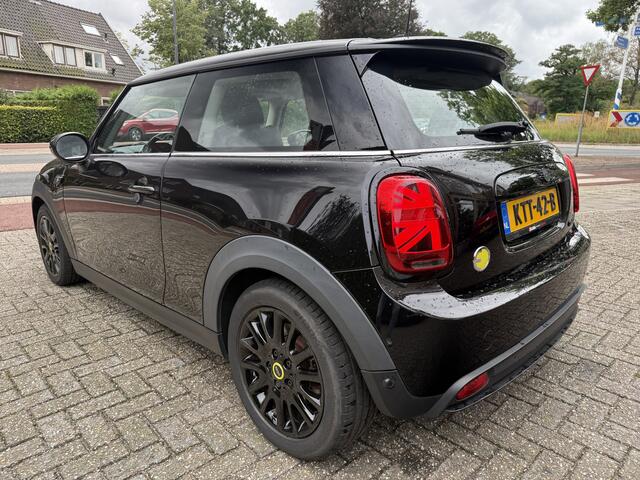Mini Electric Cooper SE 33 kWh Black Edition aut., Sport leder | Clima | Navi & CarPlay