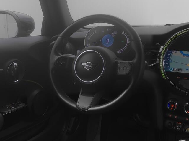 Mini Electric Yours 33 kWh | CAMERA | KEYLESS