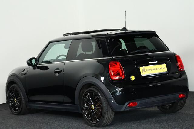 Mini Electric Cooper MINI Yours 33 kWh / LED / Opendak / Leder / HarmanKardon / HUD
