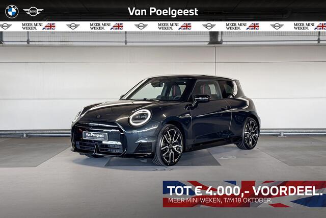 Mini Electric Cooper 3-deurs Cooper SE John Cooper Works M 54.2 kWh | 18 Inch JCW Lap Spoke 2-tone | Meer MINI Weken 4000