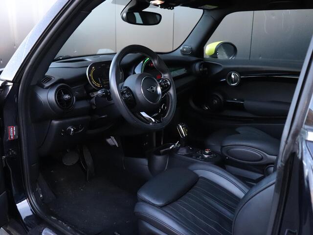 Mini Electric cooper S 33 kWh | LEDER | PANO-DAK | CAMERA | H&K | HEAD-UP | CRUISE | NAVI | STOELVERW. |