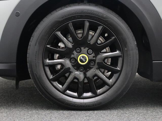 Mini Electric Business Edition 33 kWh | Sportstoel | Stoelverwarming | Driving Assistant Plus | Achteruitrijcamera |