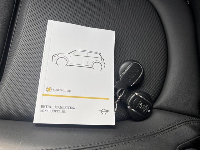 Mini Electric Cooper SE 33 kWh / Dealer onderhouden / Accu SoH 100 % / Leder / CCS snel laden / Navigatie / Apple Carplay Android / LM wielen & All Season banden / – foto 6
