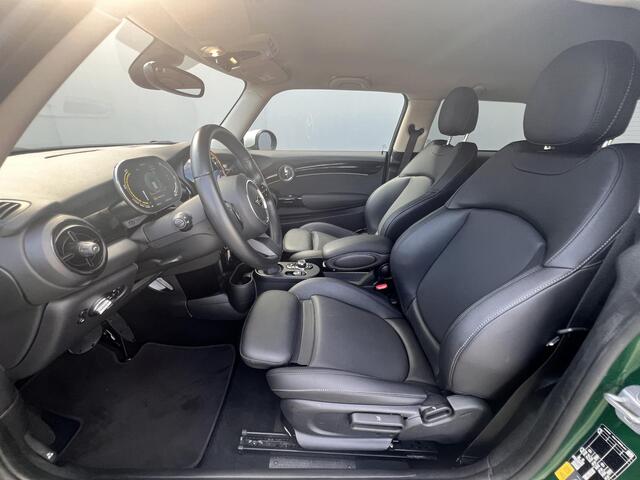 Mini Electric Cooper SE 33 kWh / Dealer onderhouden / Accu SoH 100 % / Leder / CCS snel laden / Navigatie / Apple Carplay Android / LM wielen & All Season banden / – foto 8