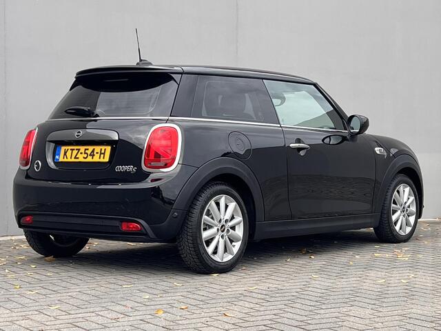 Mini Electric Cooper SE 33 kWh / Accu SoH 97 % / CCS snel laden / HUD / Navigatie / Apple Carplay Android / Climate Control / 16" LM wielen / – foto 4