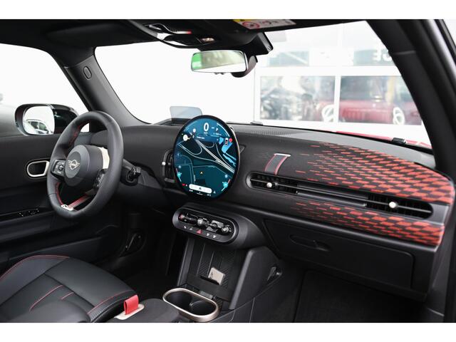 Mini John Cooper Works Hatchback C JCW Automaat / Panoramadak / JCW Sportstoelen / LED / Parking Assistant / Head-Up / Comfort Access / Stoelverwarming