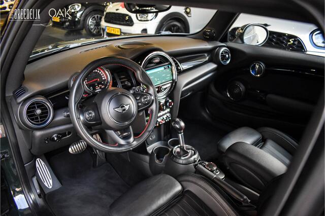 Mini John Cooper Works Mini 2.0 Chili F1 Aut. | Navigatie | Lounge Leder | H&K | PDC | 18"LM | Rebel Green